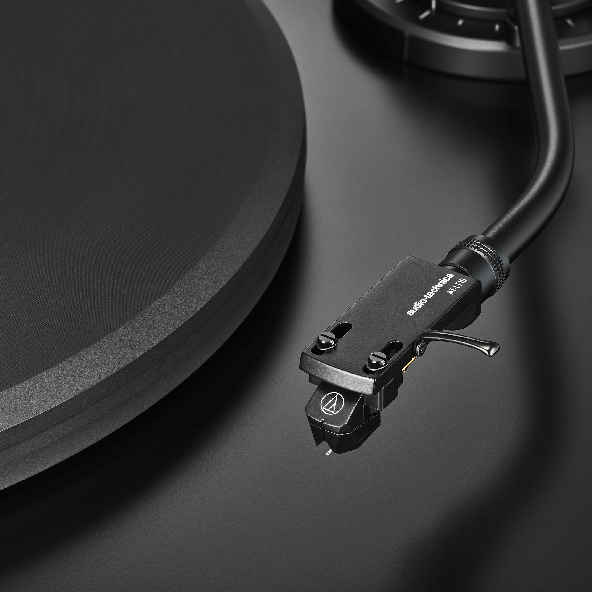 Audio Technica - AT-LP7X - Turntable