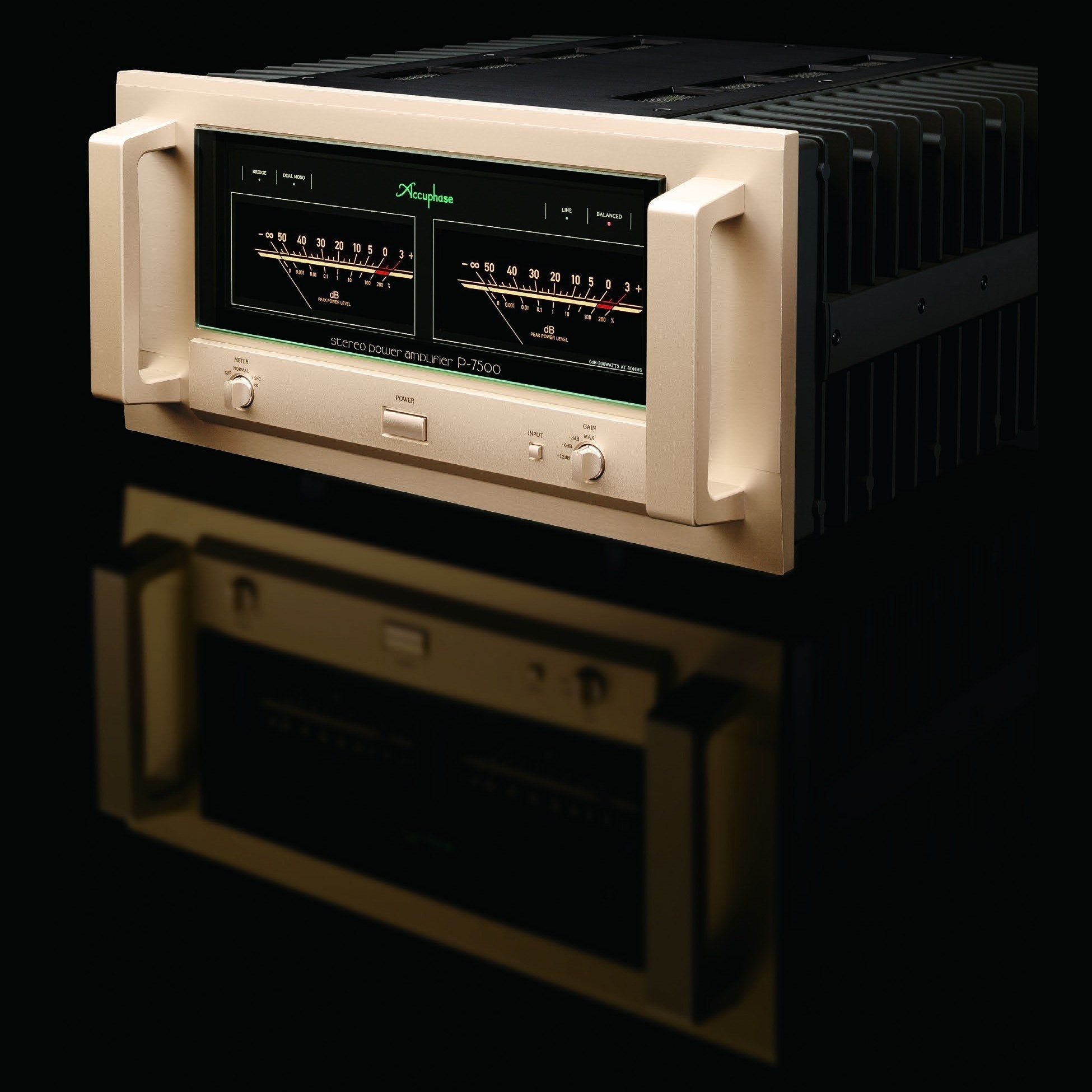 Accuphase P-7500 Power Amplifier - three-quarter view