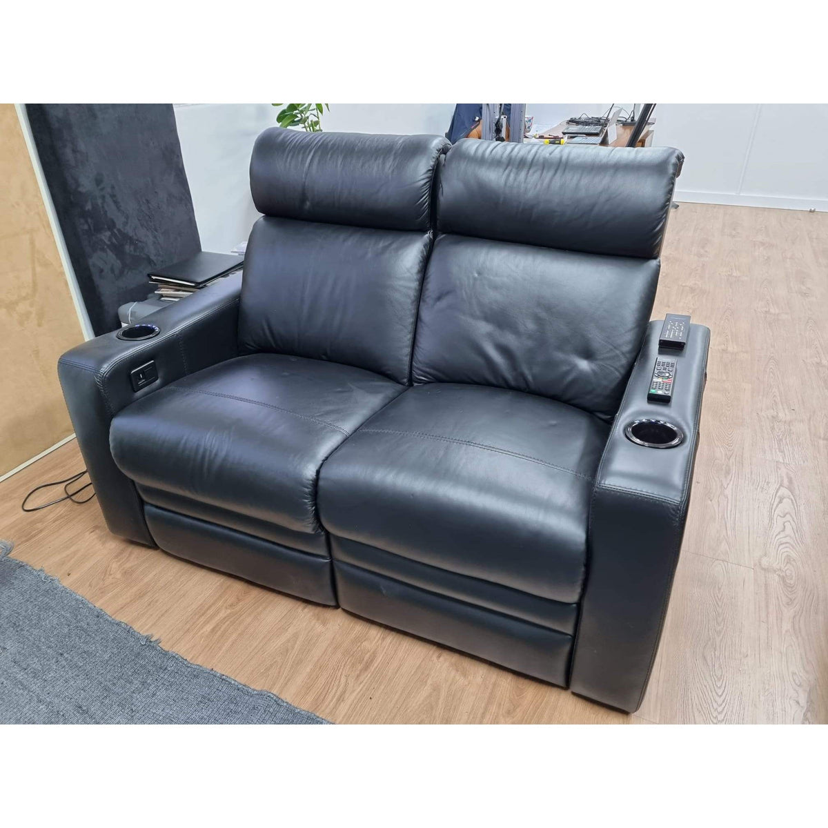 Row One - Ambassador Love Seat Electric Recliner Australia